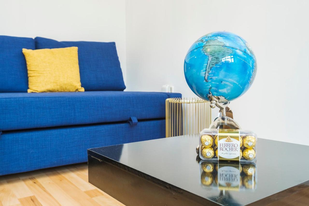 Spacious 3 Bed 1 Bath Hse W Guest Toilet W Parking Near Excel - E16 Londra Esterno foto